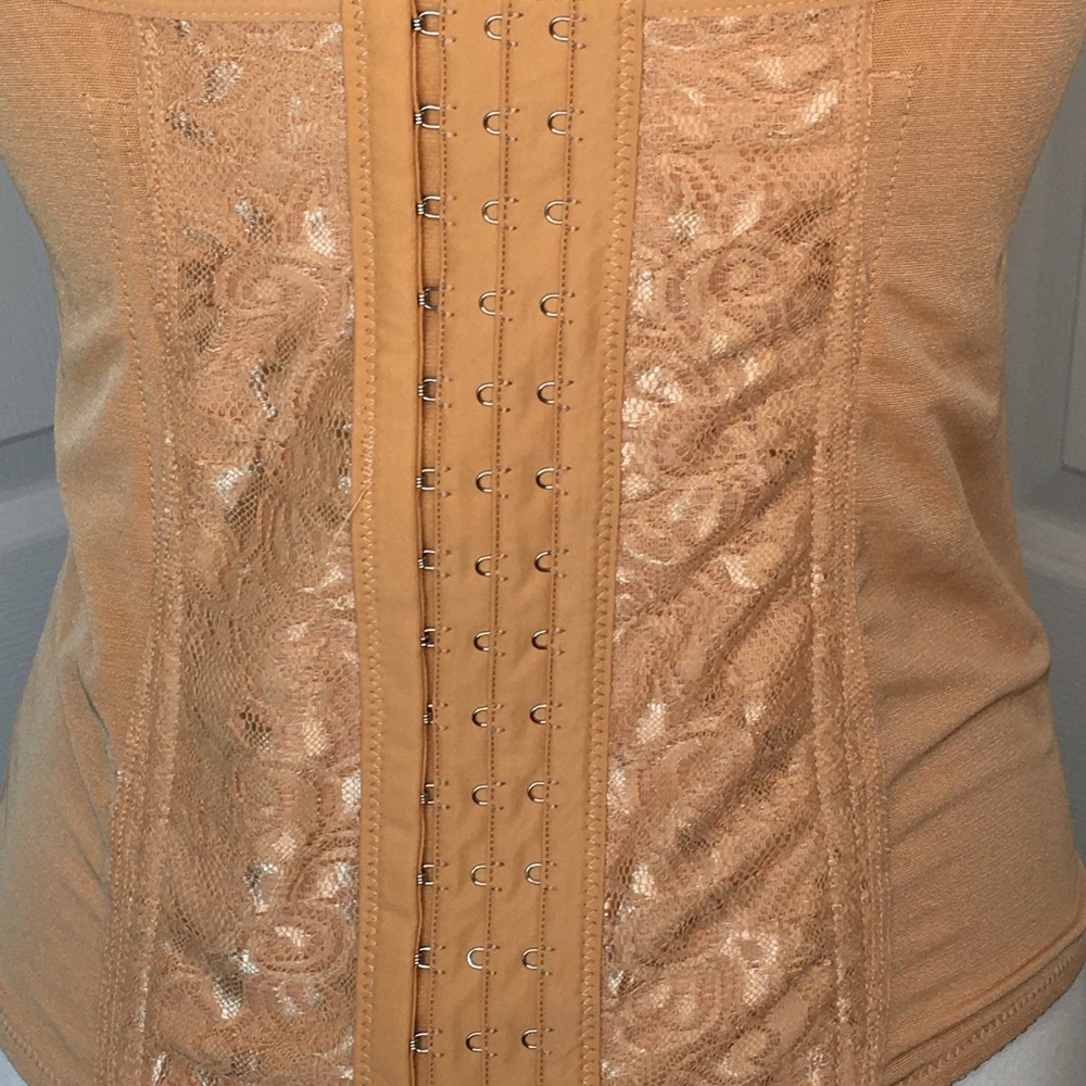 Waist and back shaper size 3xl